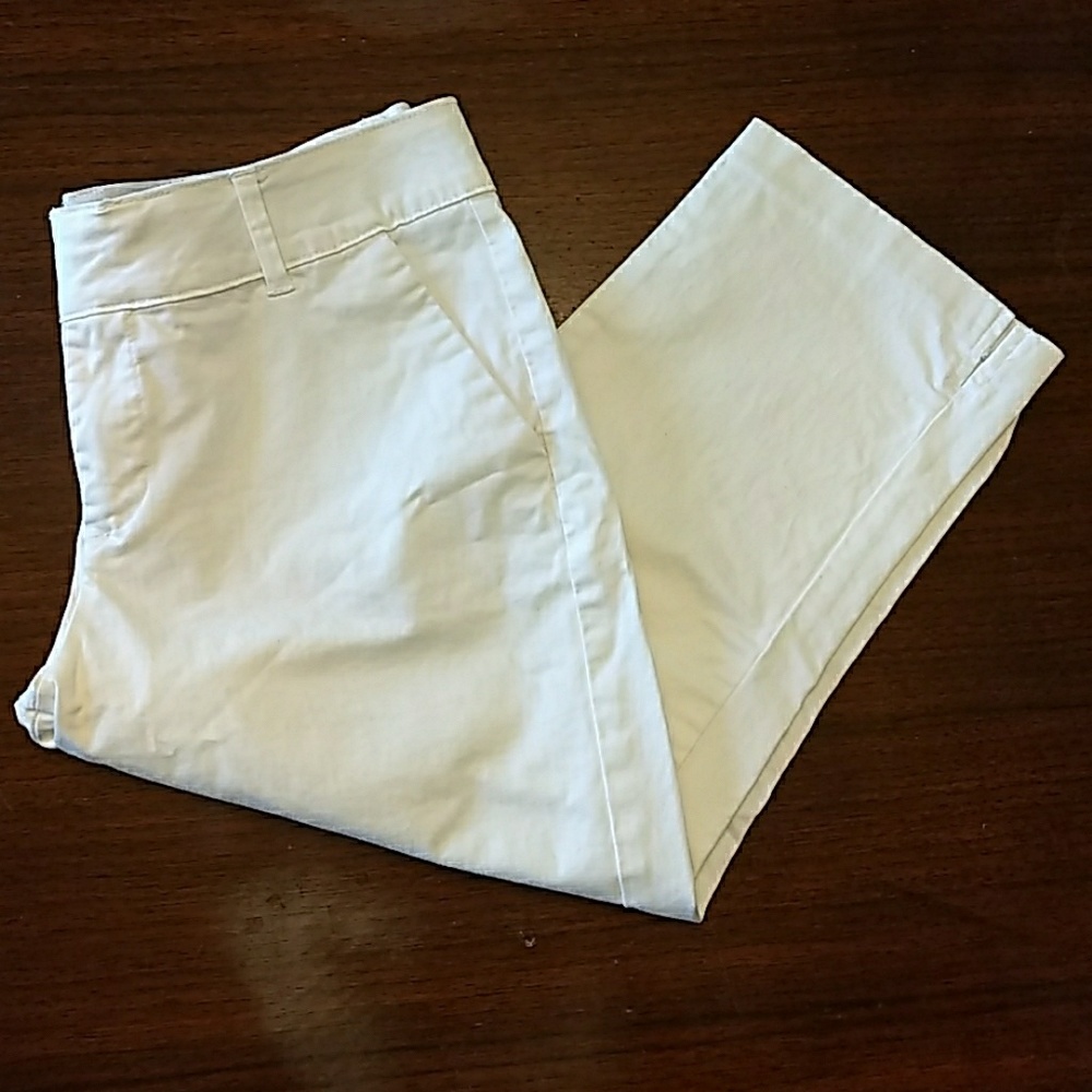 Riders by Lee White Capris with Pockets